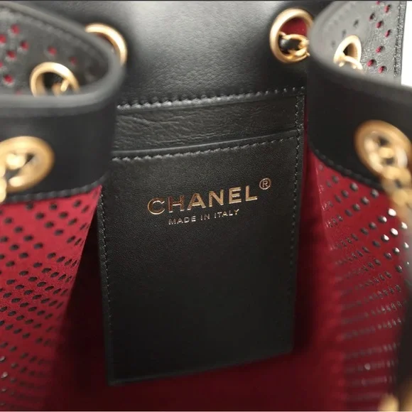 Chanel Small 25 Hobo Bag Black Perforated Calfskin Antique Gold Hardware - Picture 8 of 8